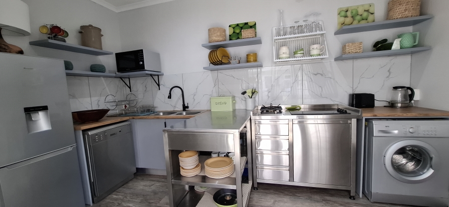 To Let 2 Bedroom Property for Rent in Tokai Western Cape